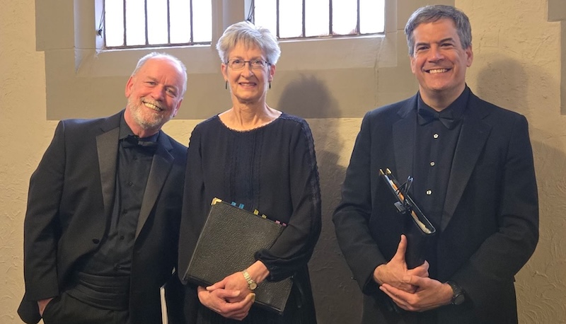 Oak Park Concert Chorale members