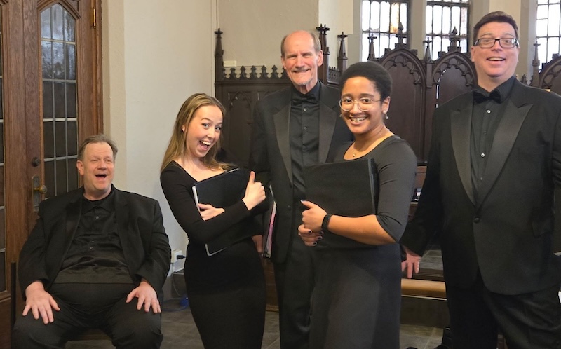 Oak Park Concert Chorale members